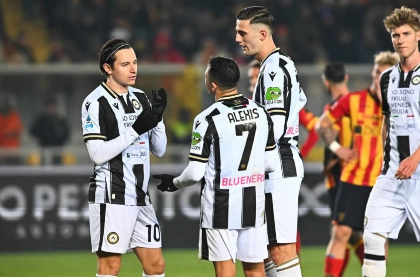 GhiTiền đạo Serie A bị cả đội cạch mặt-596288