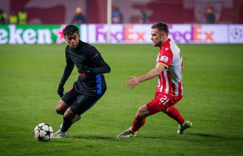 Barca nhận tin sét đánh về Lamine Yamal-597120
