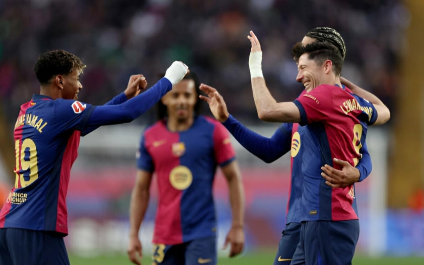 Trực tiếp Barca 4-0 Real Sociedad: Barca ép sân-599415