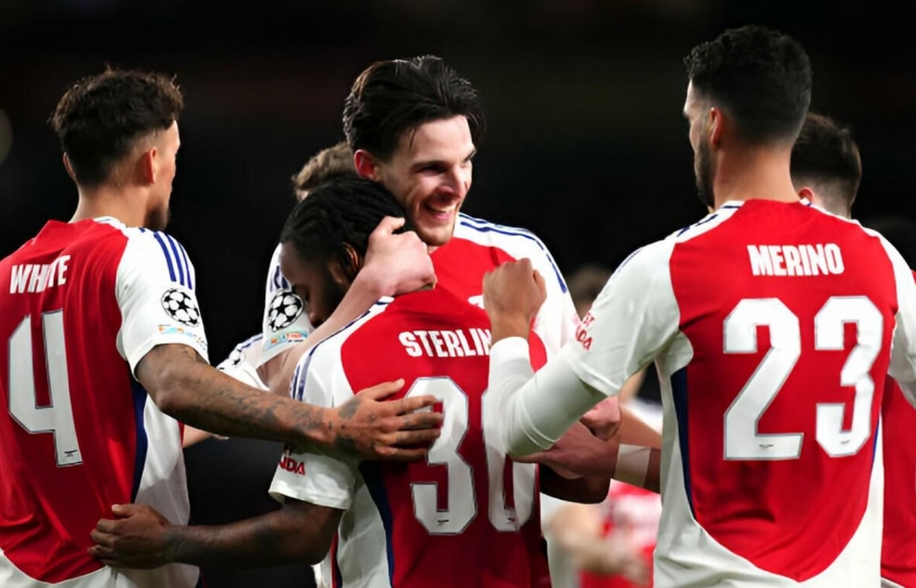Trực tiếp Arsenal 2-1 PSV: Tấn công quyết liệt-604004