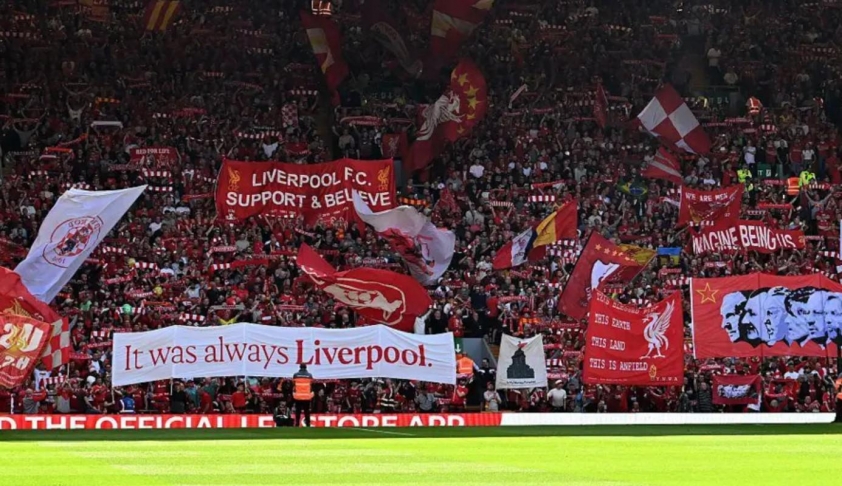 Chùm ảnh Liverpool ăn mừng chức vô địch NHA 2024/25: Đêm không ngủ ở Anfield 627130