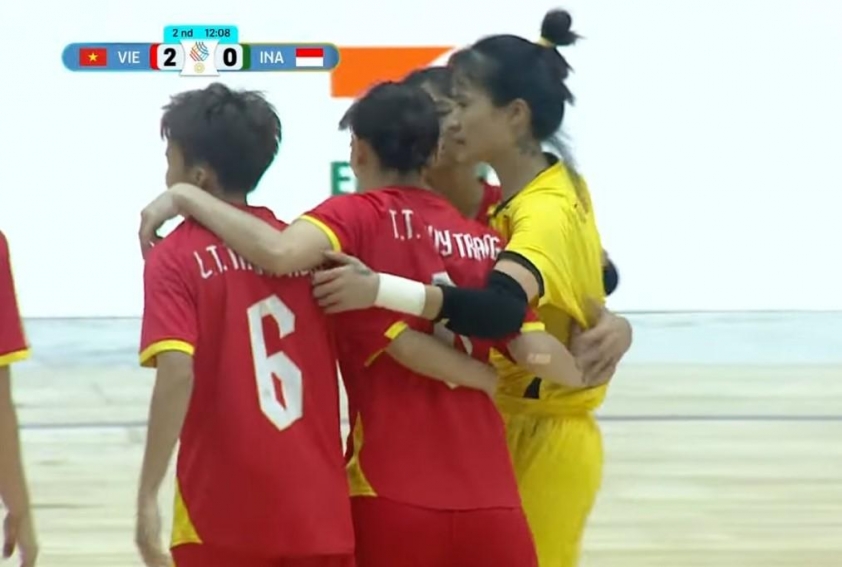 Trực tiếp tuyển futsal nữ Việt Nam 1-0 Indonesia: Cột dọc cứu nguy gang tấc 758875
