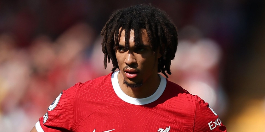 'Hàng công thăng hoa, hàng thủ suy yếu' Klopp lo lắng Liverpool sẽ gặp rắc rối lớn khi EPL khởi tranh 310790