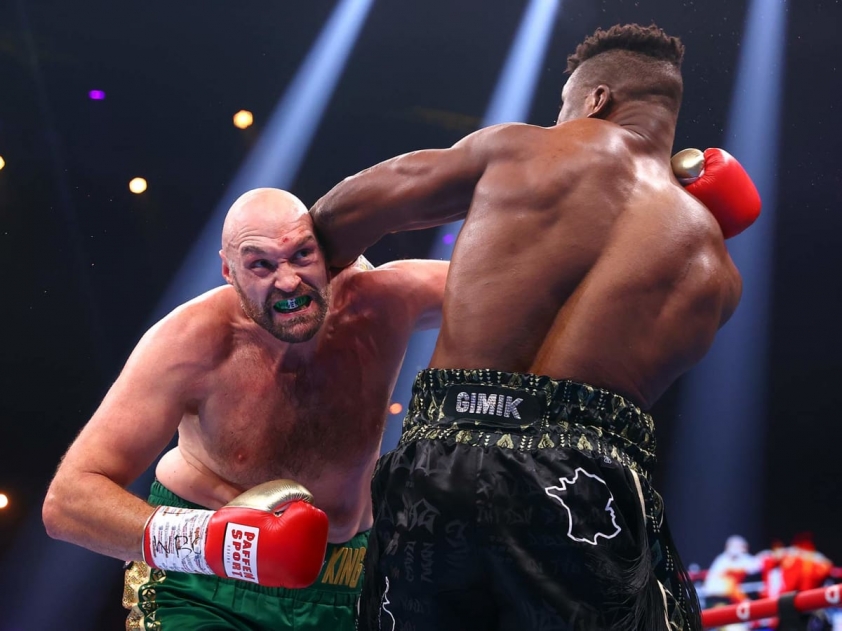 tyson-fury-vs-francis-ngannou_action8-04