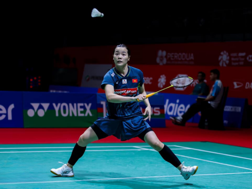 Thùy Linh thua chóng vánh tay vợt 17 tuổi tại vòng 1 Singapore Open 2024 471284