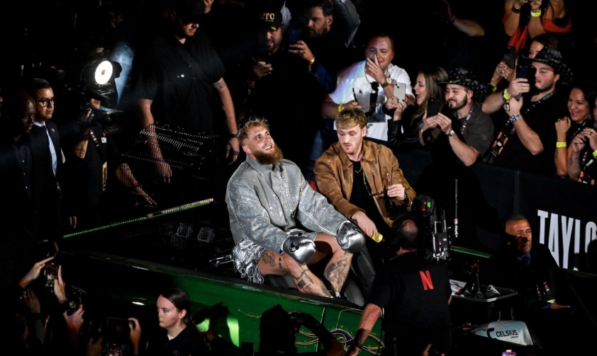 Trực tiếp Mike Tyson vs Jake Paul: Hai võ sĩ lên sàn 557533
