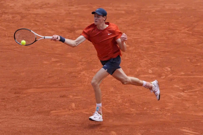 Jannik Sinner công bố kế hoạch thi đấu năm 2025 bất chấp nghi vấn doping 559427