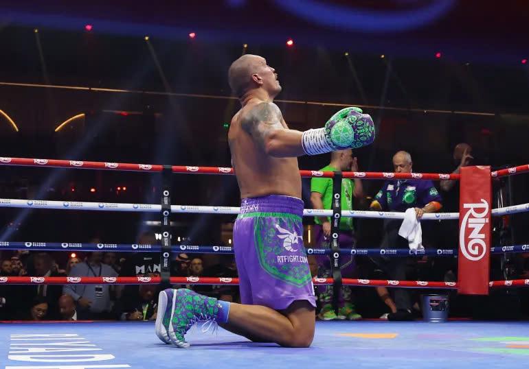 Oleksandr Usyk bảo vệ thành công đai vô địch hạng nặng 572868