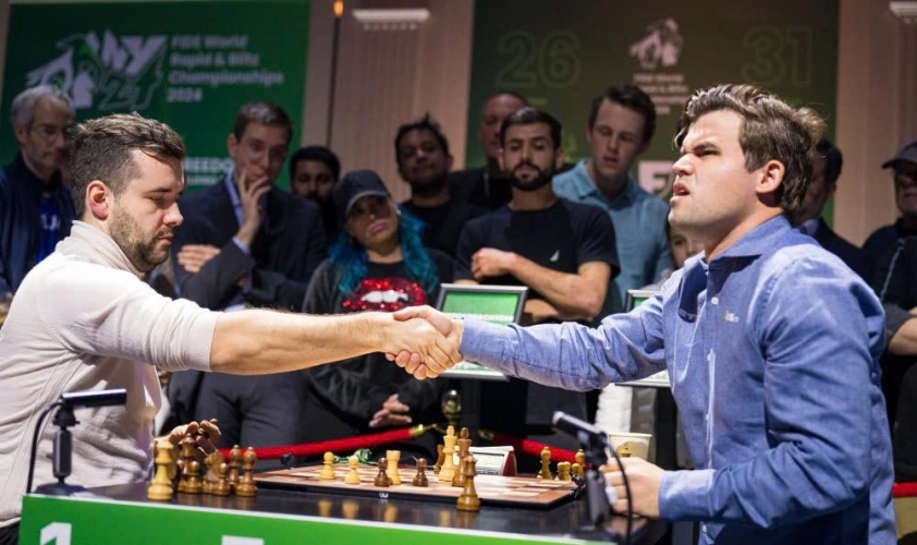 Magnus Carlsen bị tố thao túng để giành chức vô địch thế giới 577536