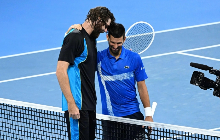 Djokovic thua sốc tay vợt hạng 293 thế giới 578319