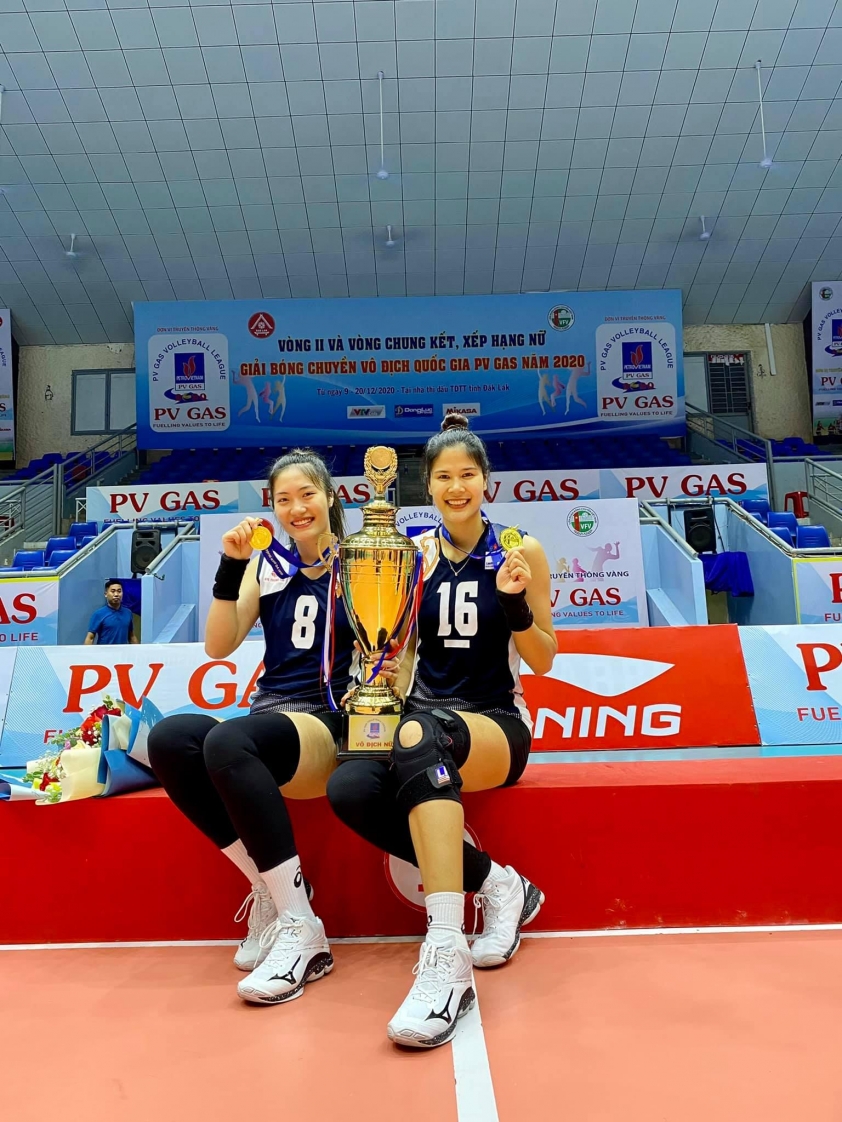 Phụ công Bùi Thị Ngà tập luyên chuyên môn với đội 1 Thông tin - Đông Bắc 590957