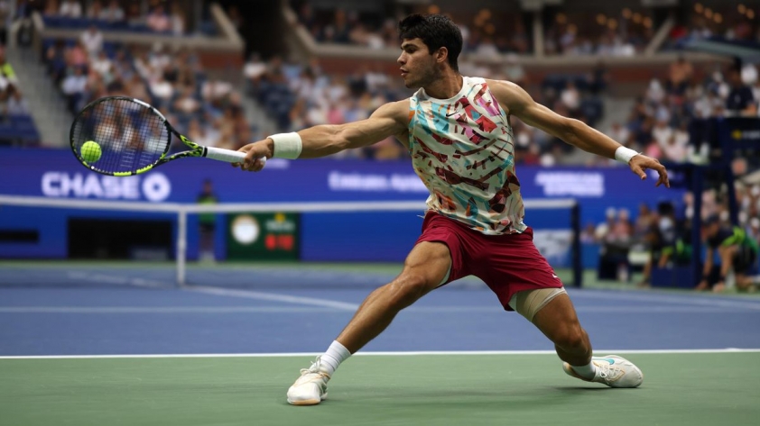 Tay vợt Trung Quốc làm nên kỳ tích, Alcaraz, Medvedev đi tiếp ở vòng 1/8 US Open 322296