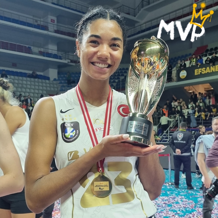 Siêu cúp bóng chuyền Thổ Nhĩ Kỳ: Fenerbahce vs VakifBank - Jordan Thompson có màn ra mắt đầy cảm xúc 340198