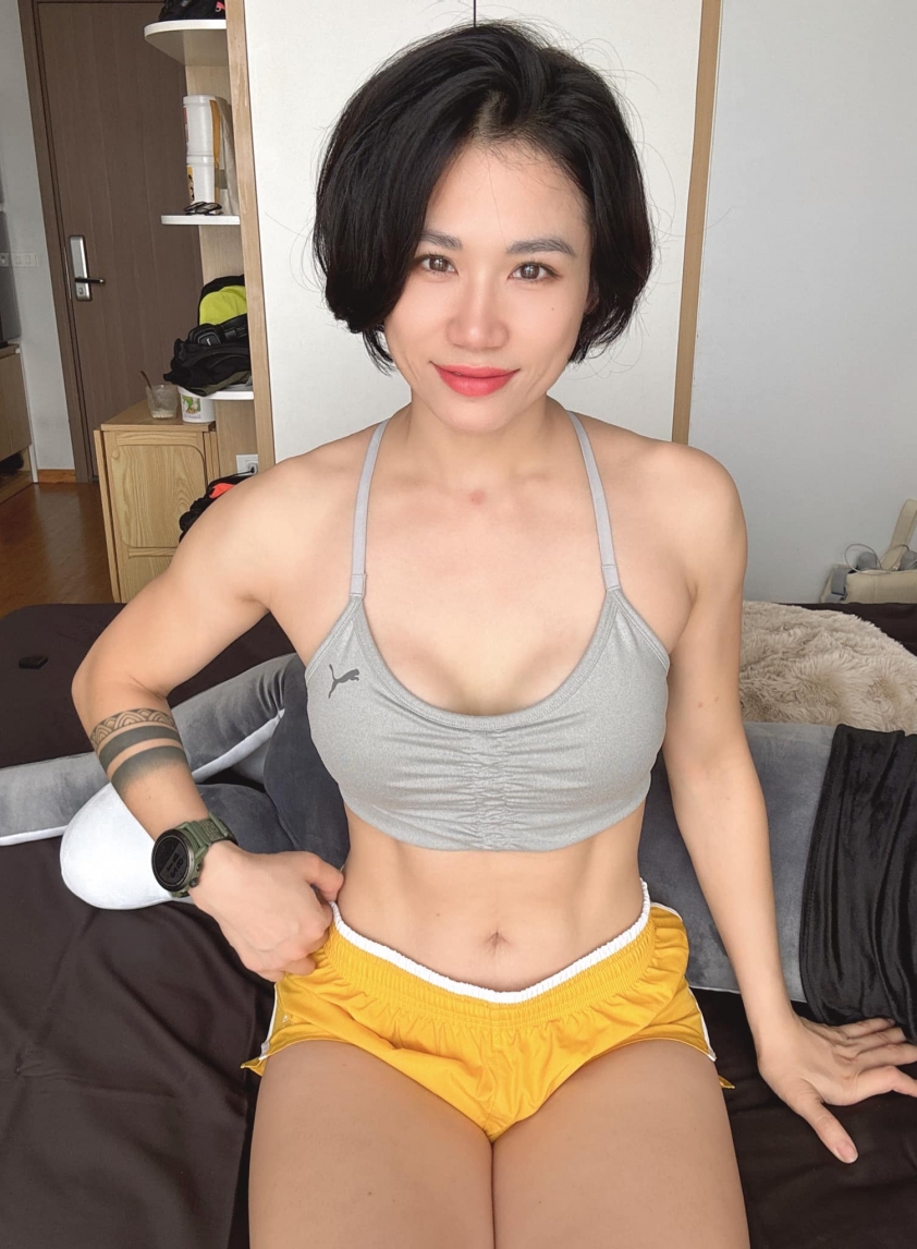 Nữ HLV thể hình Hà Bi: