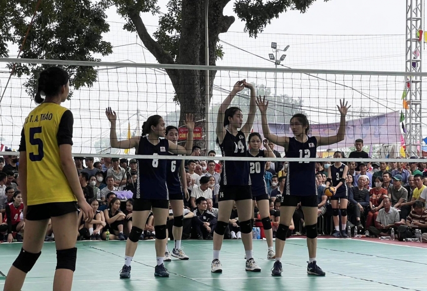 'Khủng long bóng chuyền nhí' Phạm Quỳnh Hương được chọn mặt gửi vàng ở giải VĐQG 2024 419649