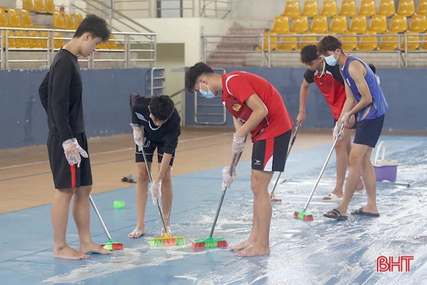 Chủ nhà Hà Tĩnh sẵn sàng cho các trận đấu tại giải bóng chuyền VĐQG 2024 425446