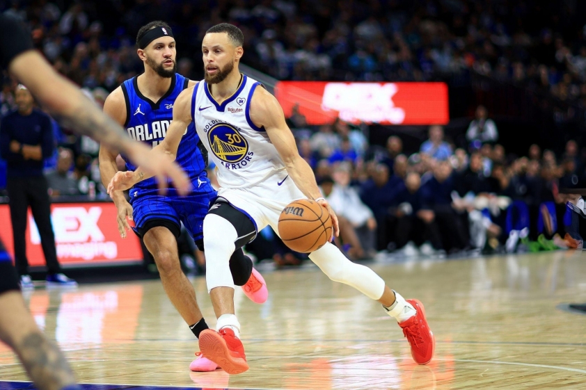 Golden State Warriors có nguy cơ bị loại sớm ở NBA 2023-2024 431252