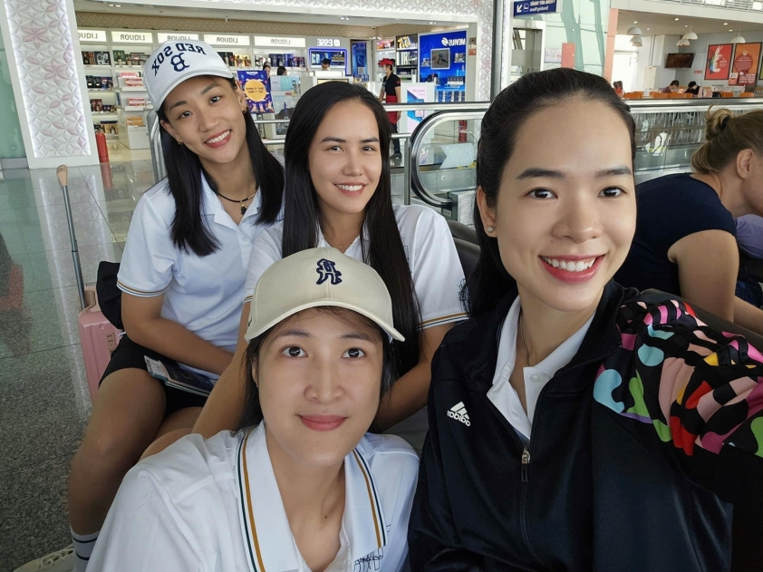 Bóng chuyền nữ LPB Ninh Bình lên đường sang Thái Lan dự giải châu Á 530585
