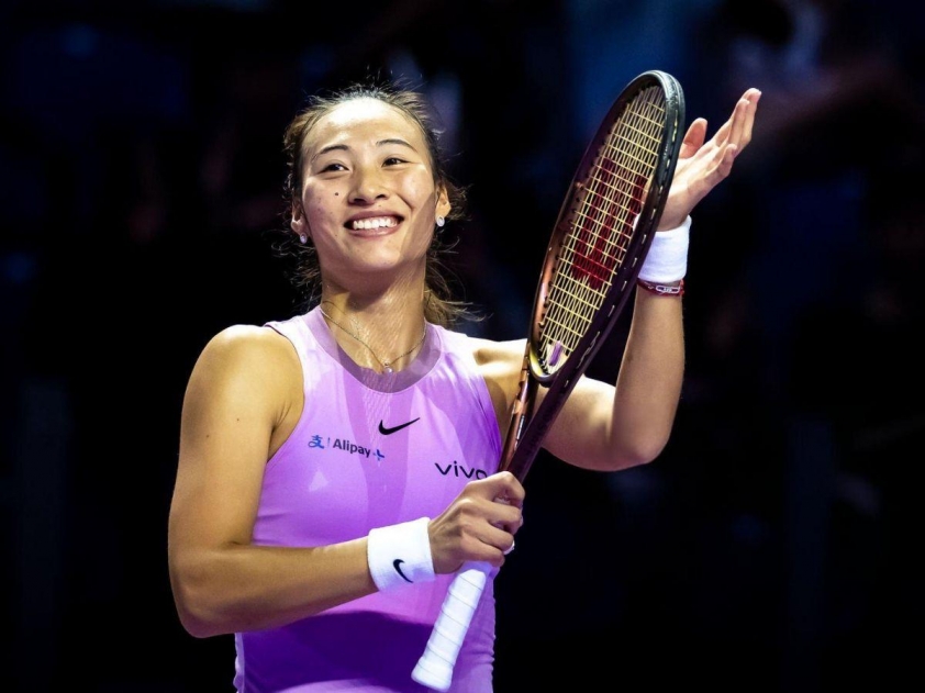 Zheng Qinwen: Niềm tự hào châu Á ở WTA Finals 2024-553692