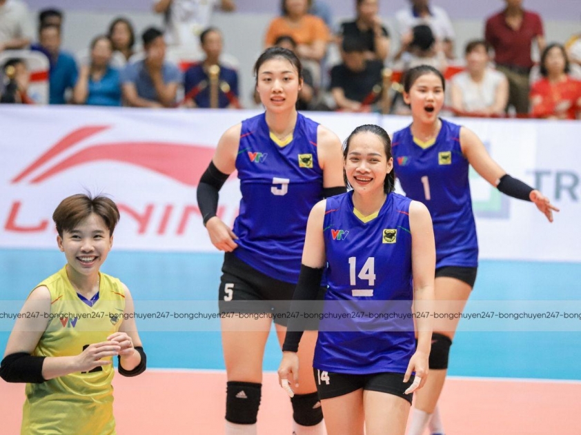 Chuyền hai Võ Thị Kim Thoa tiếp tục gắn bó với VTV Bình Điền Long An-574114