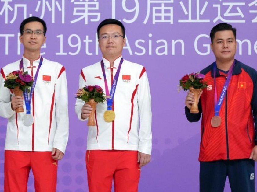 Cờ tướng Trung Quốc dính bê bối lớn, hàng loạt kì thủ nhận án cấm cực nặng-582167