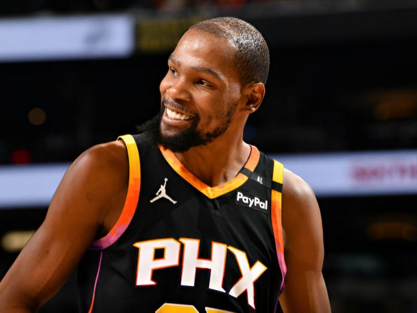 Ghi 34 điểm vào rổ Memphis Grizzlies, Kevin Durant đi vào lịch sử NBA-592402