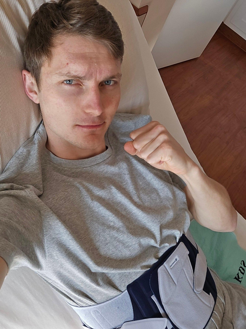 Dính chấn thương, 'Đại đế' Axelsen phải lên bàn mổ 614605