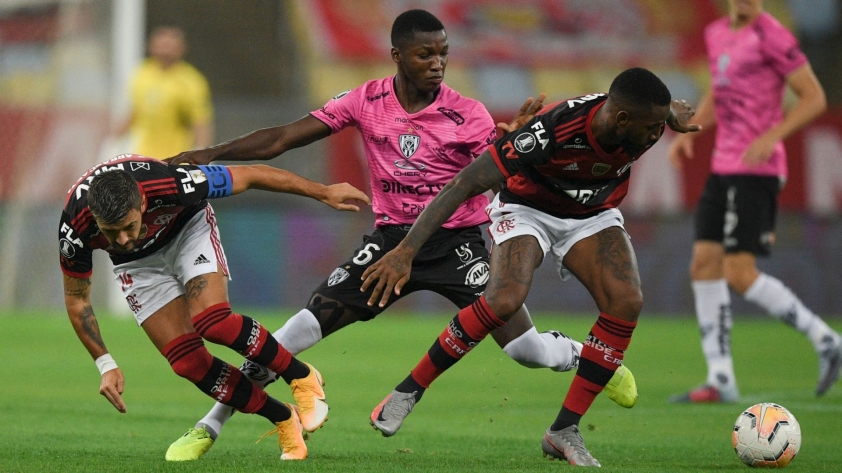 Moises Caicedo: Từ cậu thiếu niên Ecuador mau nước mắt đến mục tiêu chinh phục Arsenal, Chelsea và Man Utd 297312