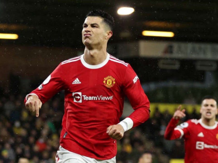 Tin MU mới nhất 17/7: Ronaldo bị huyền thoại MU 'nắn gân', Rashford tuyên chiến đại kình địch 158909