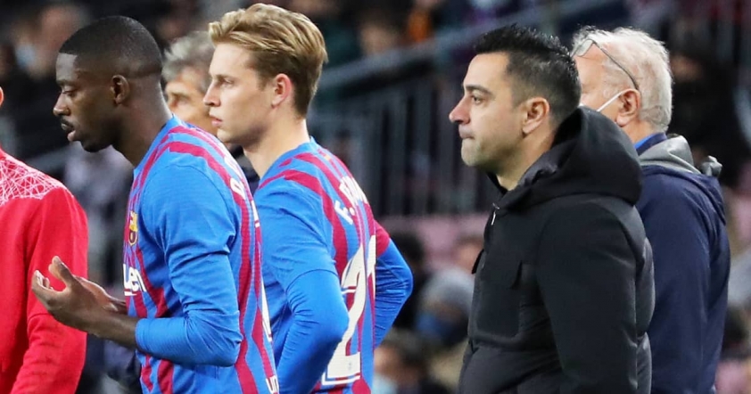 Xavi 'dọa sẽ trừng phạt De Jong' nếu không chị về MU 162071