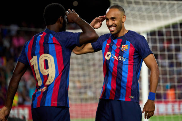 Bất lực vụ De Jong, MU chốt luôn tiền đạo số 1 Barca thay thế 168533