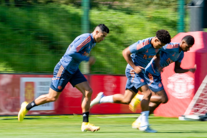 Ronaldo báo tin cực vui tới người hâm mộ trước cuộc đụng độ với Brentford 170443