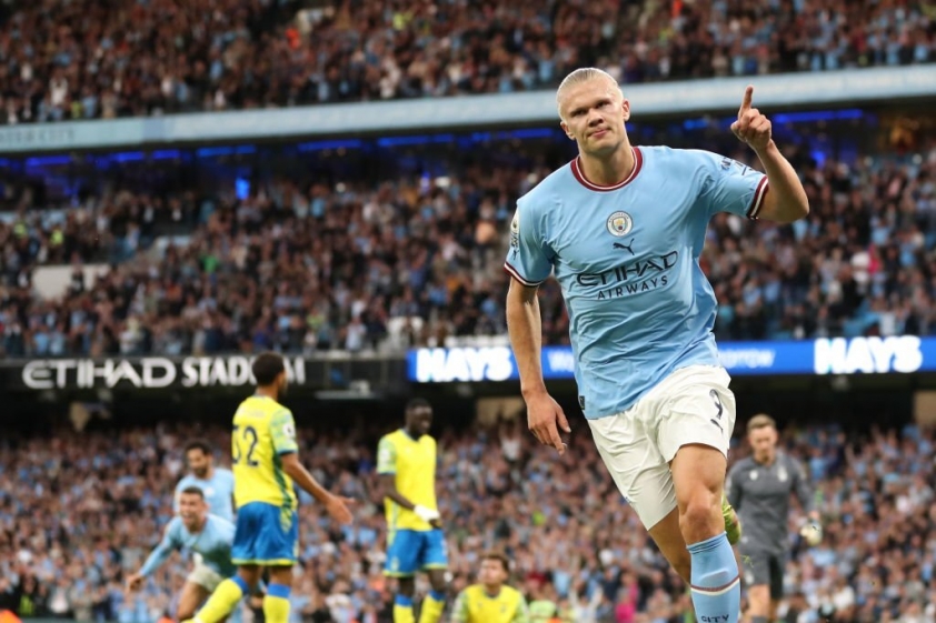 Haaland lập hat-trick ngay trong hiệp 1. Ảnh: GETTY