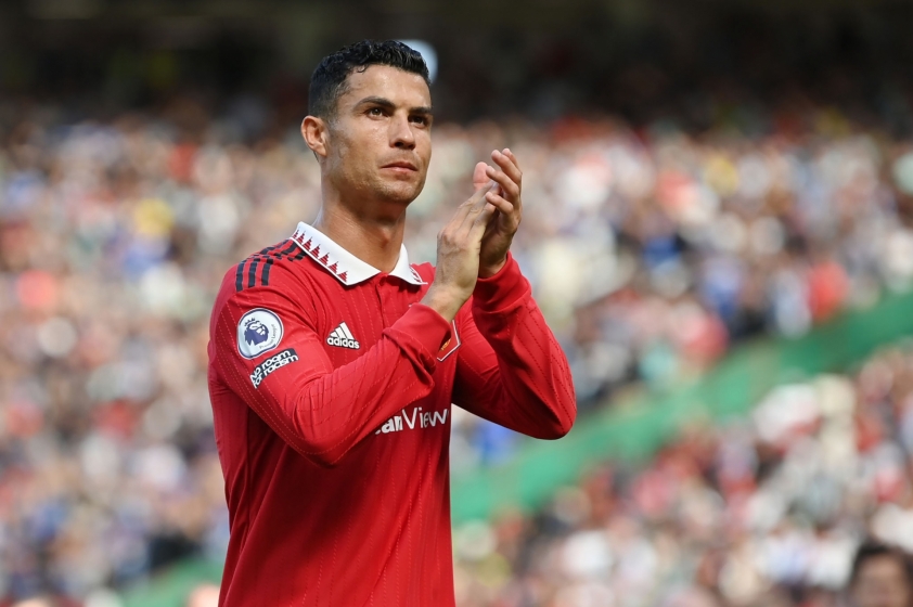 Tin chuyển nhượng tối 3/9: Ronaldo nhận tin vui khi ở lại MU, Chelsea nguy cơ mất Kante 181583