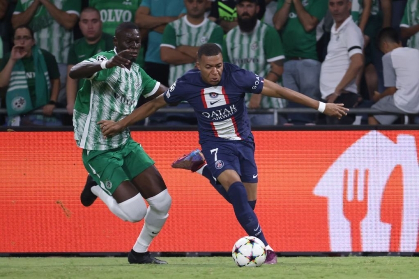 Mbappe có bàn thắng nâng tỷ số lên 2-1 sau đường kiến tạo của Messi. Ảnh: GETTY