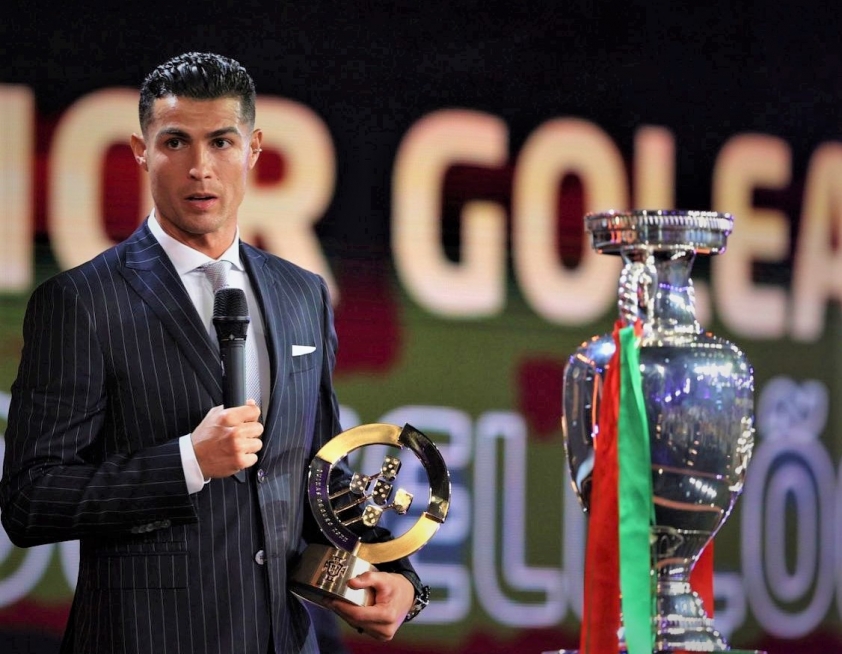 Dập tắt tranh cãi, đây là thứ Ronaldo chắc chắn hơn Messi 190743