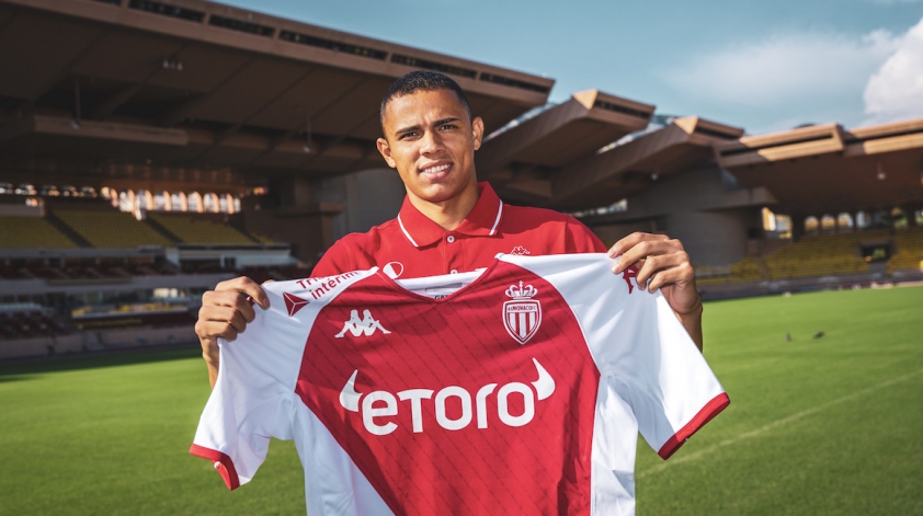 MU chốt chiêu mộ người khiến Messi-Mbappe 'câm nín' 191248