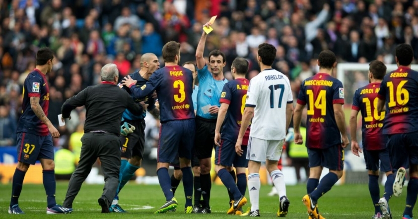 Xác nhận: Bạn thân Messi xô xát với Ronaldo 192945