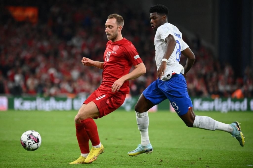 Nhà vô địch World Cup 'run sợ' trước đôi chân của tiền vệ MU 193303