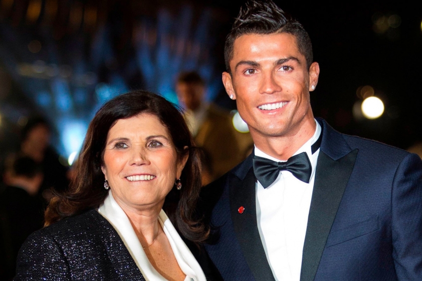 Tin chuyển nhượng 1/10: Vụ Messi 'căng như dây đàn', Ronaldo trở về mái nhà xưa? 195425