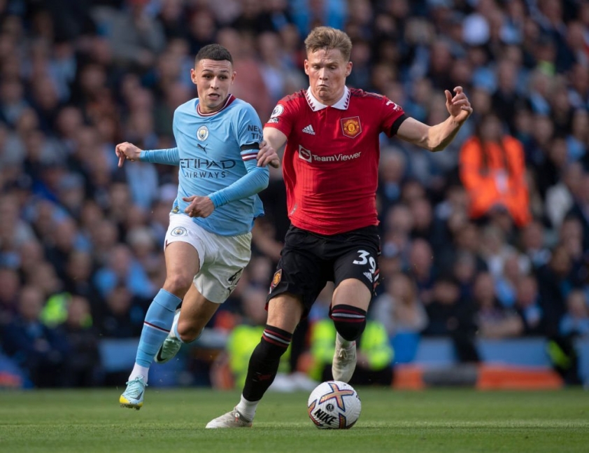 'Ngã ngửa' với lý do Ten Hag không thay Ronaldo vào sân trận gặp Man City 196411