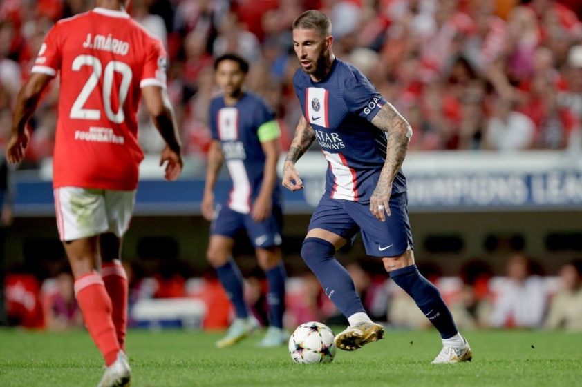 PSG bất lực trước hàng phòng ngự kiên cố của Benfica. Ảnh: GETTY