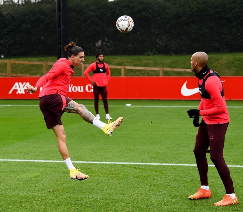 HLV Jurgen Klopp đặc biệt 'mê mẩn' với một cầu thủ Man City 202905