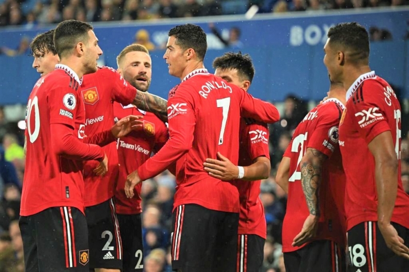 Kết quả Ngoại hạng Anh hôm nay 16/10: Man City gặp khó, Arsenal xây vững ngôi đầu? 203366