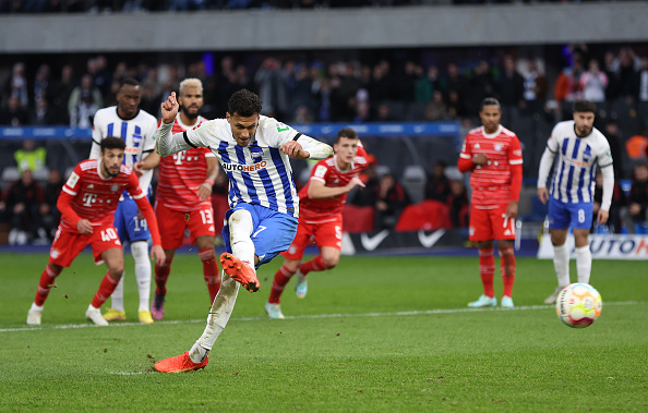 Hertha liên tiếp có 2 bàn thắng rút ngắn tỷ số ở thời gian cuối hiệp 1. Ảnh: GETTY