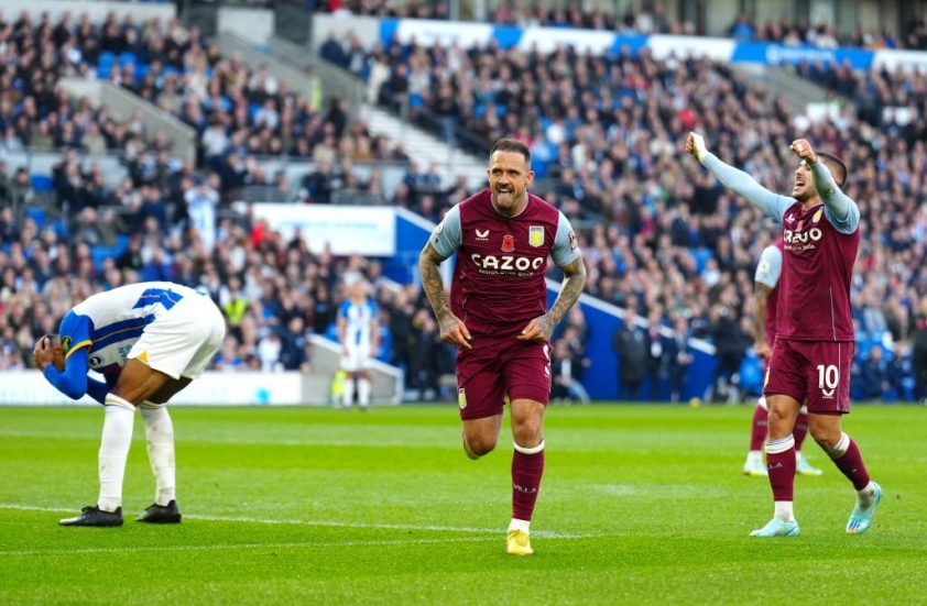 Danny Ings sắm vai người hùng cho Aston Villa. Ảnh: GETTY