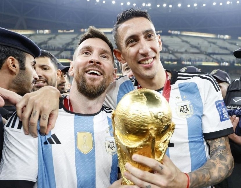 Hợp đồng mới của Messi và PSG được tiết lộ 235943