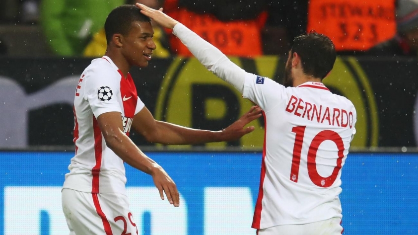 mbappe-and-silva-cropped-dag4ng4g5ied15158v37wcb9k-1674617997.jpg