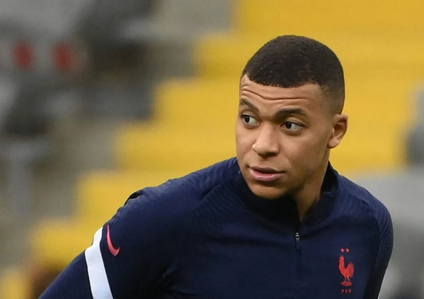 9-kylian-mbappe-16636823579241205152072-1675385763.jpg