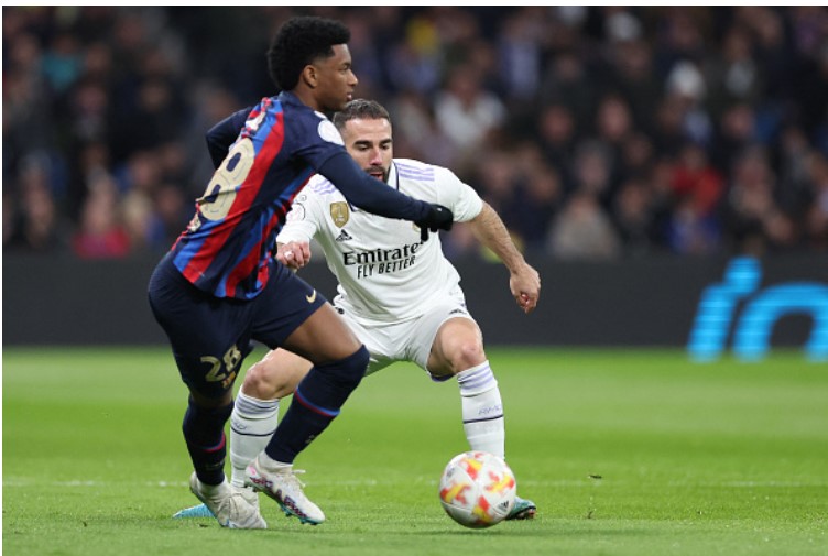 Trực tiếp Real 0-0 Barca: Nhập cuộc tốc độ 254030